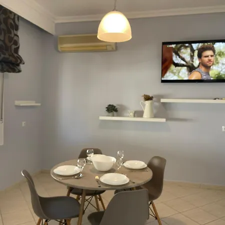 къща с две спални Néa Péramos